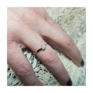 Złoty pierścionek z diamentem SOLITER Magic AW 61118 YW-0,09 próba 585 SOLITER