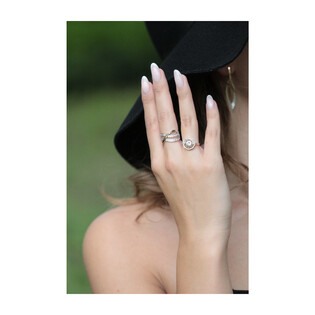 Pierścionek srebrny ze złotą blaszką w kształcie fali zdobionej cyrkoniami DC 017_AU375