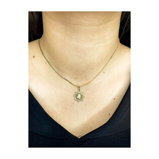 Medalik złoty z Matką Częstochowską w kwiatku  CB M-1253 próba 585