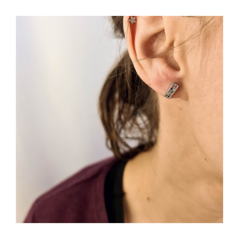 Kolczyki srebrne kreska z kolorowymi cyrkoniami/sztyft DA762-1 mix próba 925