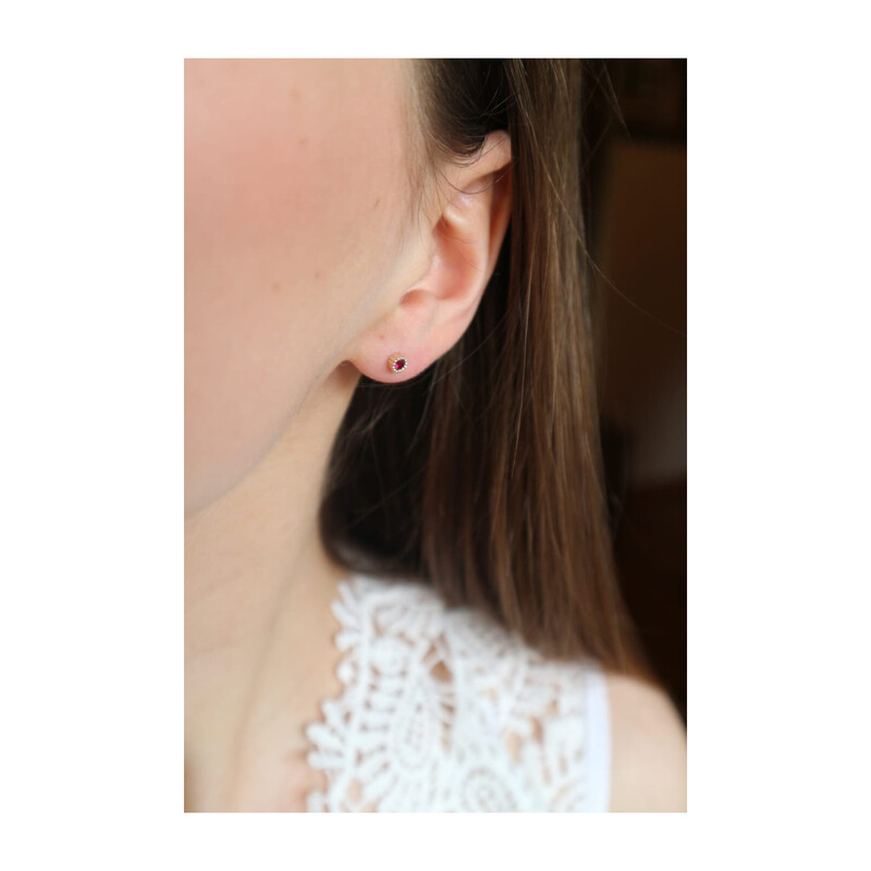 Kolczyki złote czerwona cyrkonia w oprawie bead/sztyft NB NK236 RB BEADS próba 375