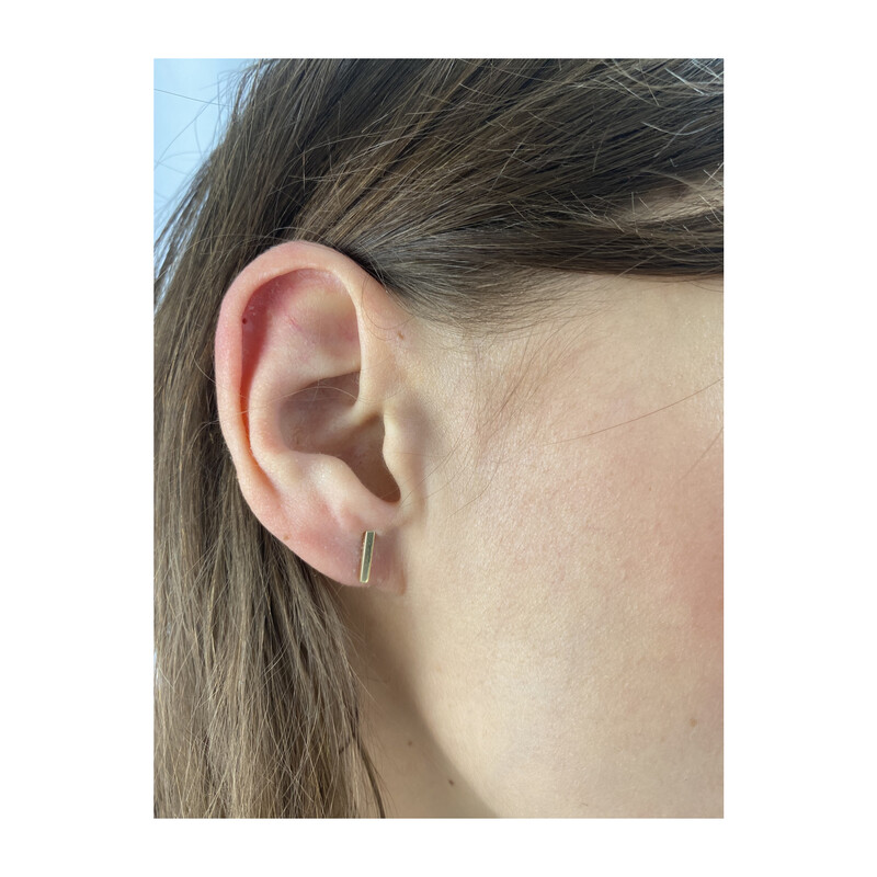 Kolczyki złote kreska blask/sztyft  MZ T23-ST-E-1115-3 próba 375