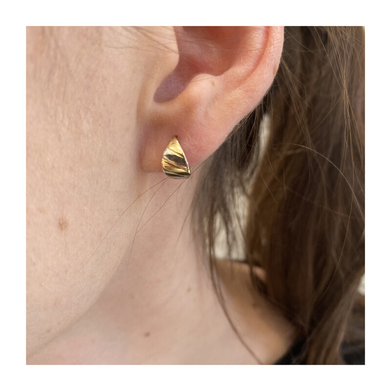 Kolczyki złote blaszki z ukośnymi paskami/zatrzask  AR X3NHUE502234-YW próba 585