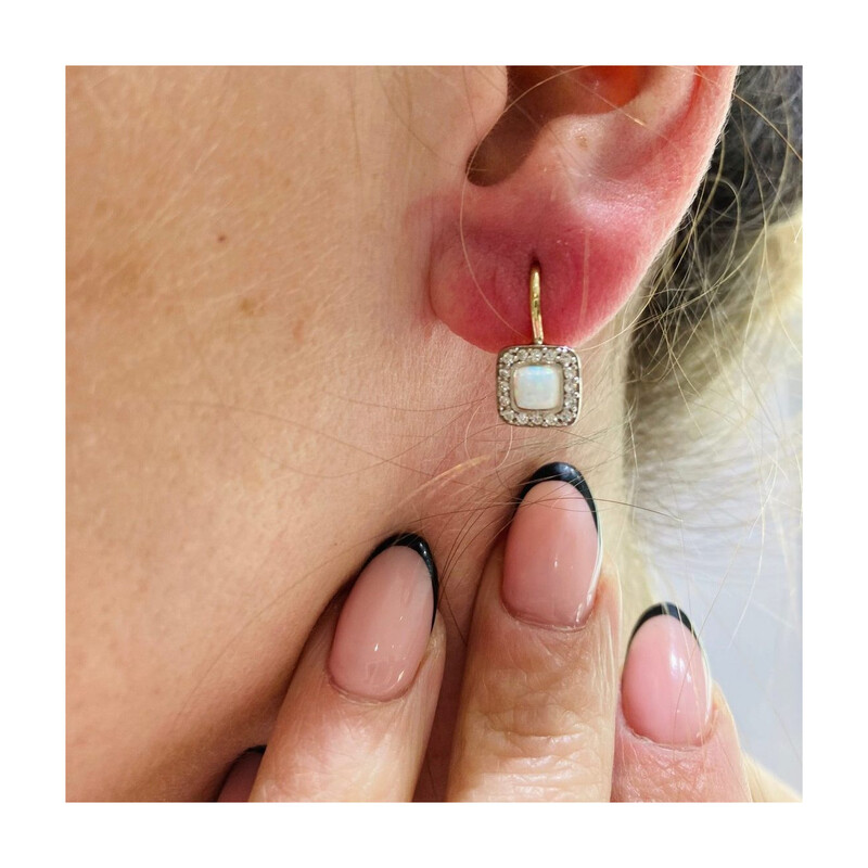 Kolczyki złote opal biały kwadratowy OS 96-5289 OPL próba 585