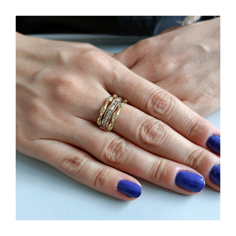 Pierścionek złoty bagiety i klepsydry z cyrkoniami, próba 375