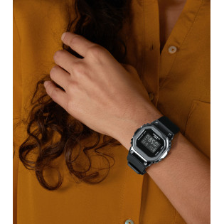 Zegarek damski Casio G-Shock GM-S5600-1ER