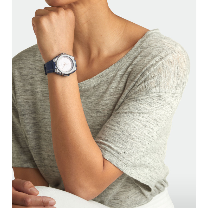 Zegarek damski Casio LWA-300H-2EVEF (Collection)