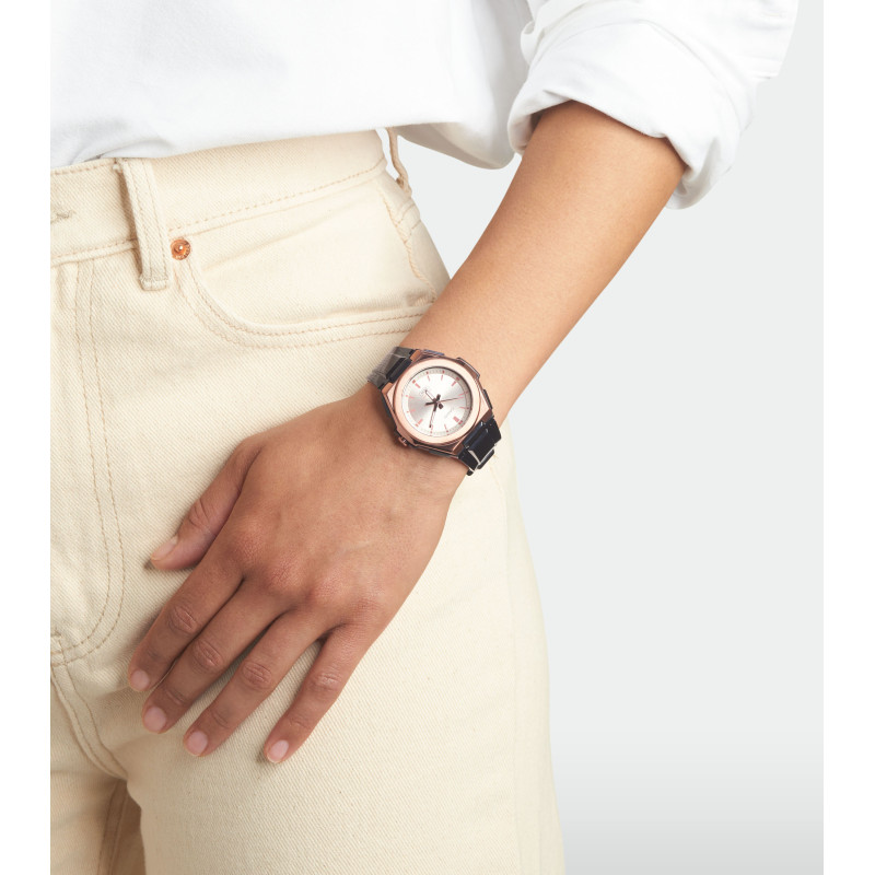 Zegarek damski Casio LWA-300HRG-5EVEF