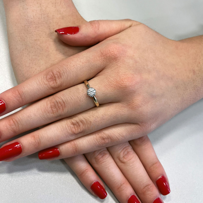 Pierścionek złoty cyrkonia zakuta w sześciu łapkach GR DJ PREMIUM314M próba 375