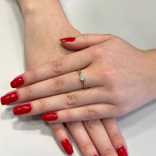 Pierścionek zaręczynowy z diamentem w zaplecionej szynie NF JRI-979 Y próba 585