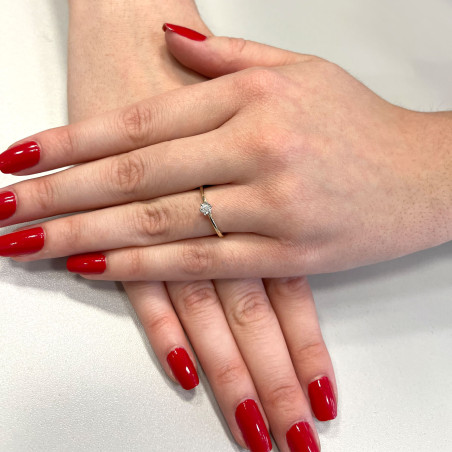 Pierścionek zaręczynowy SOLITER z białym diamentem NF JRI-1204-05 próba 585