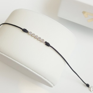 Bransoleta srebrna pięć białych cyrkonii na czarnym sznurku HS1703 czarny próba 925