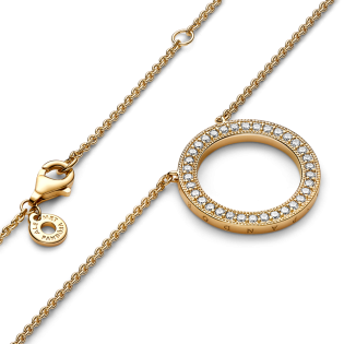 Naszyjnik z okrągłą zawieszką pavé z sercami i logo Pandora Signature 362735C01