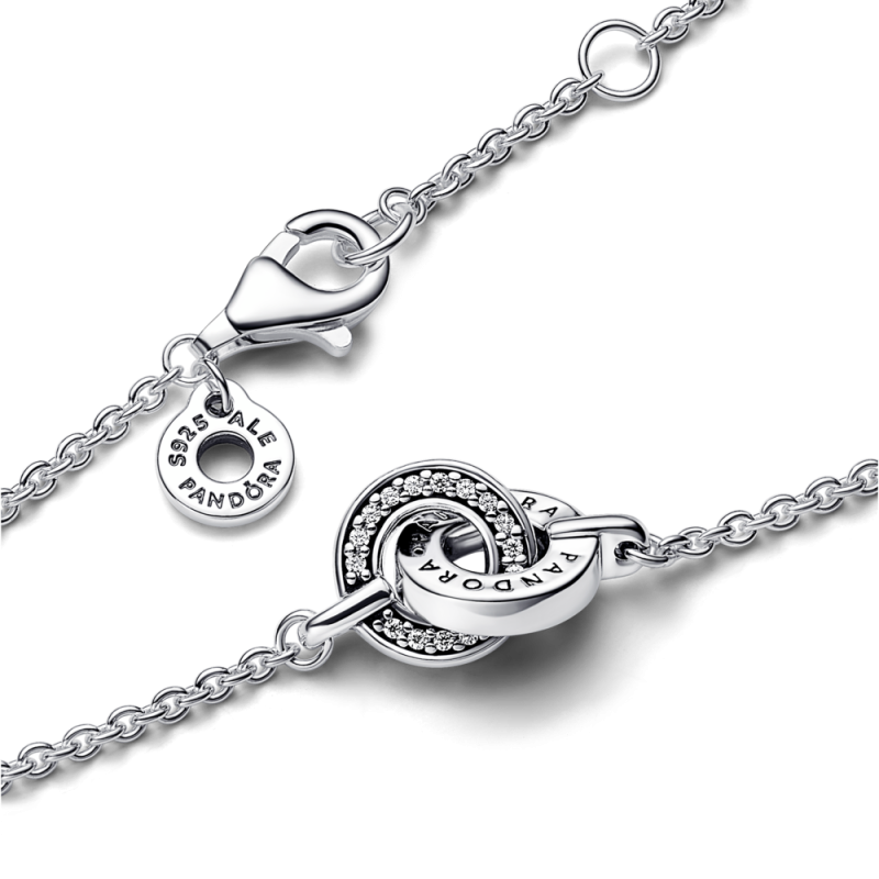 Bransoletka łańcuszkowa ze splecionymi zawieszkami pavé z logo Pandora Signature 592742C01