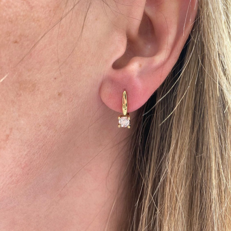 Kolczyki złote przecinki z brylantami 0,16ct/ang.zap BE KO-065-16 próba 585