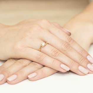 Pierścionek zaręczynowy z diamentem SOLITER BE W-163-30 próba 585