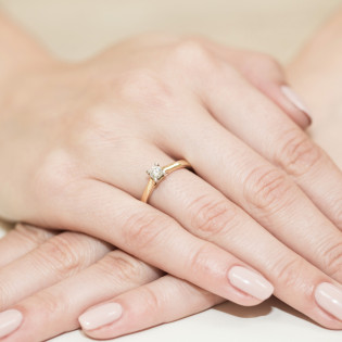 Pierścionek zaręczynowy z diamentem SOLITER BE W-221B-25 próba 585