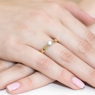 Pierścionek zaręczynowy z diamentem SOLITER BE W-241-20 próba 585
