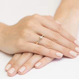 Pierścionek zaręczynowy ROYAL z diamentem BE W-291-25 próba 585