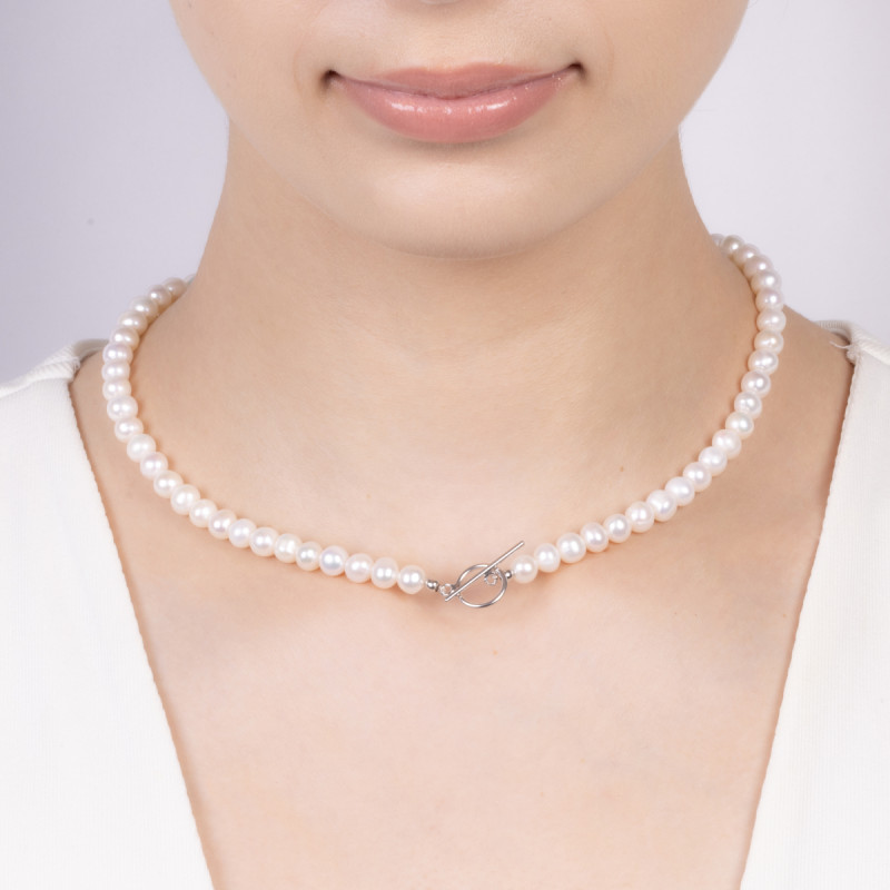 Naszyjnik z białych pereł naturalnych 7 mm/zap.togg. A6 07476365-00 próba 925