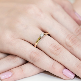 Pierścionek zaręczynowy ROYAL z diamentem BE W-317 próba 585