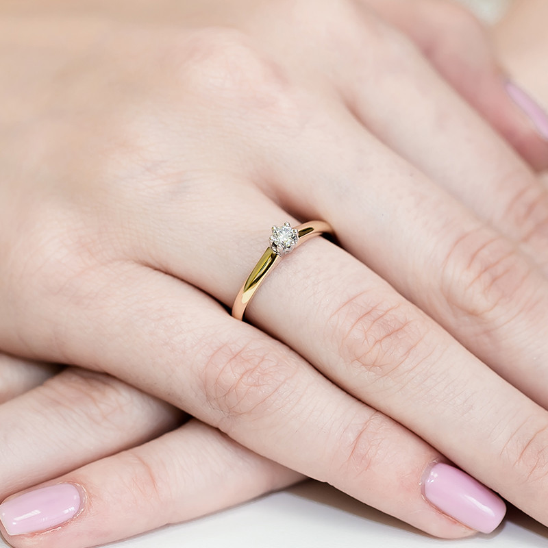 Pierścionek zaręczynowy ROYAL z diamentem BE W-317 próba 585