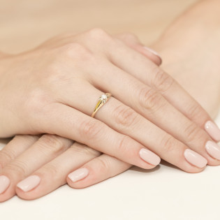 Pierścionek zaręczynowy z diamentami UNICO BE W-331 próba 585
