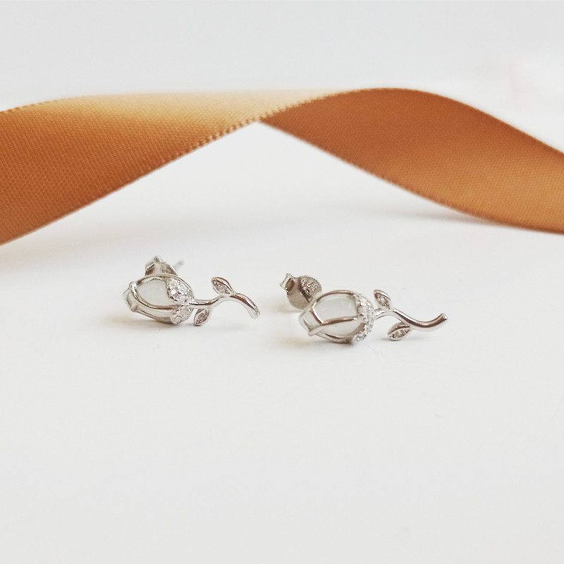 Kolczyki srebrne tulipan z uleksytem jubilerskim i cyrkoniami/sztyft TB 21345 próba 925