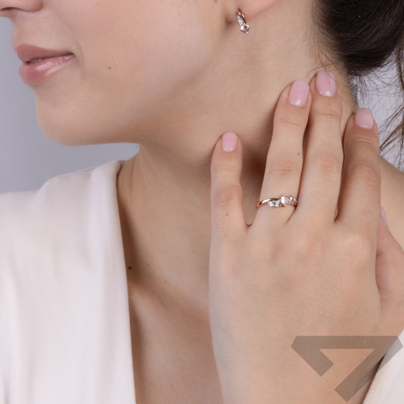 Kolczyki złote z morganitem i białymi diamentami/sztyft TK 20188-6473 MOR round Magic próba 375