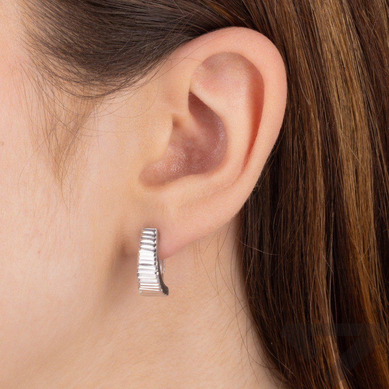 Srebrne kolczyki blaszki grawerowane pr. 925 - JubilerSezam.pl