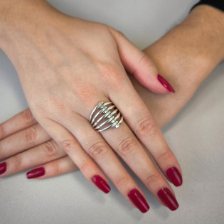 Pierścionek srebrny ażurowe zachodzące trójkąty SZ SG-008-P-S próba 925