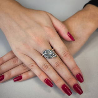 Pierścionek srebrny piórko oksyda SZ024 próba 925