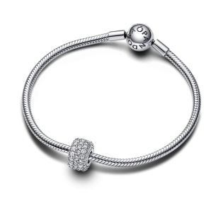 Charms wysadzany lśniącymi kamieniami Pandora 792820C01 próba 925