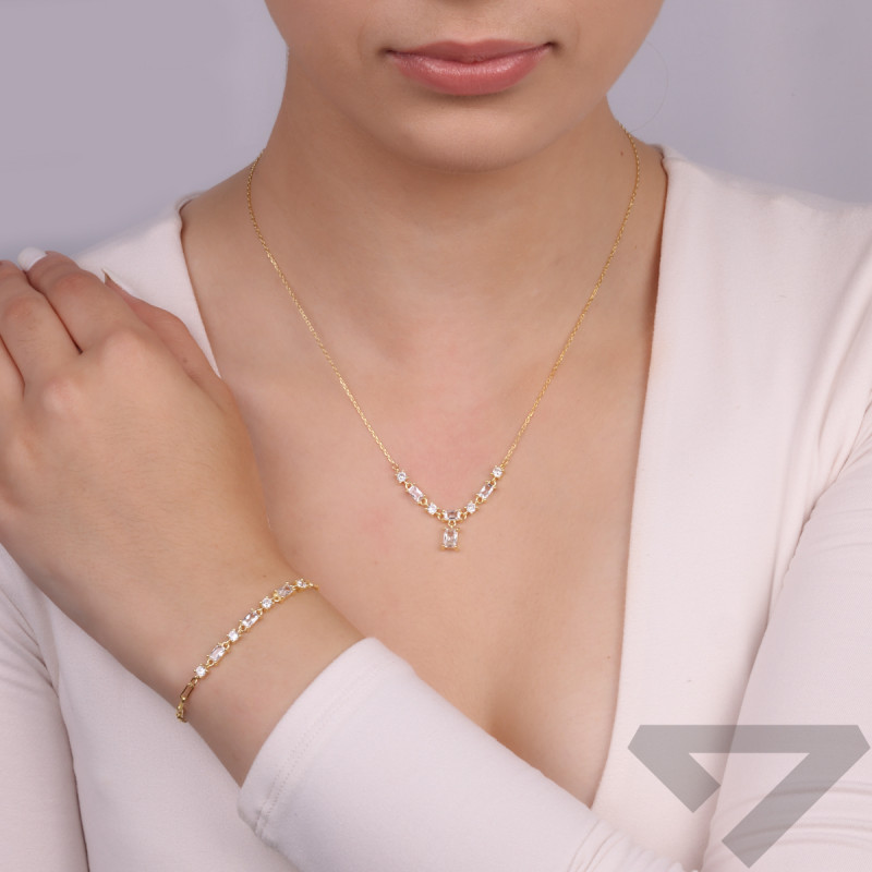 Naszyjnik pozłacany z białymi cyrkoniami/anker PW468 GOLD próba 925