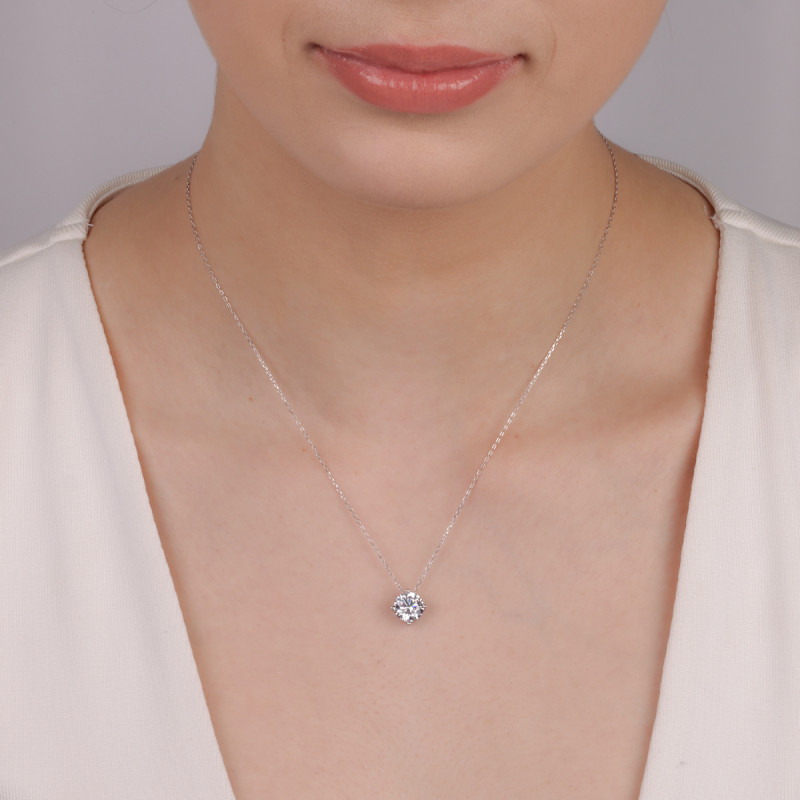 Naszyjnik srebrny biała cyrkonia w czterech łapkach/anker NI CY8MM4Ł-ANK+R ROD próba 925