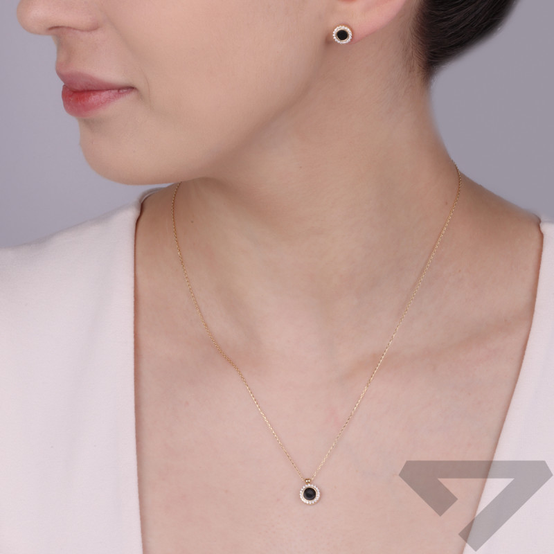 Naszyjnik złoty koło z czarnym agatem jubilerskim i białymi cyrkoniami