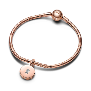 Zawieszka Pandora w formie otwieranego medalionu, na którym można umieścić grawerunek 783066C01