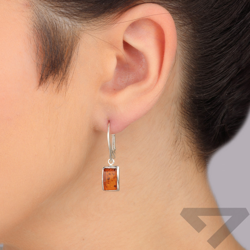 Kolczyki srebrne bursztyn koniakowy w prostokącie/big.zam. 171-koniakowy próba 925