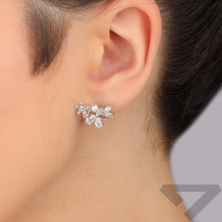 Kolczyki srebrne kwiatki z cyrkoniami i perłą/sztyft TB 23681 próba 925