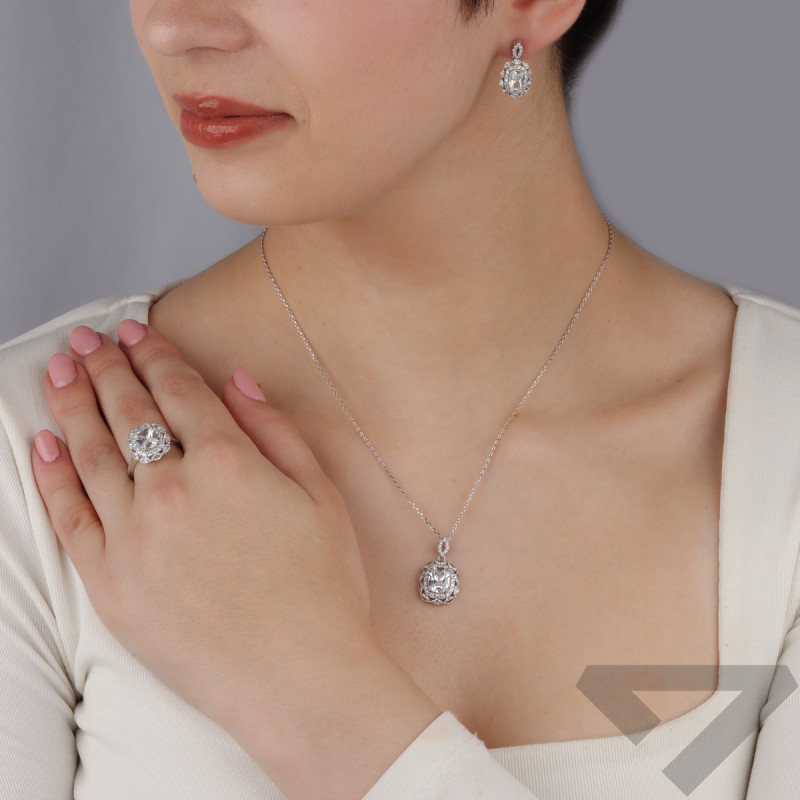 Pierścionek srebrny kwadratowa markiza z białymi cyrkoniami TB 21833-21842 próba 925