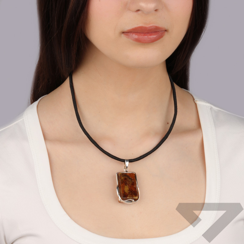 Naszyjnik srebrny bursztyn miodowy z mchem na czarnym sznurku MG 224-miodowy-mech próba 925