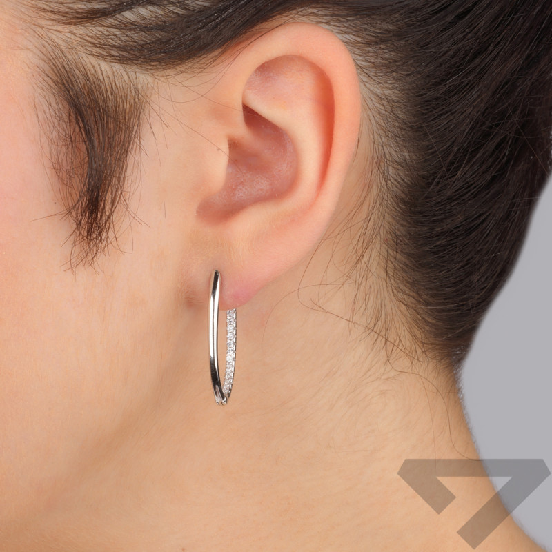 Srebrne kolczyki owalne z cyrkoniami pr. 925 - JubilerSezam.pl