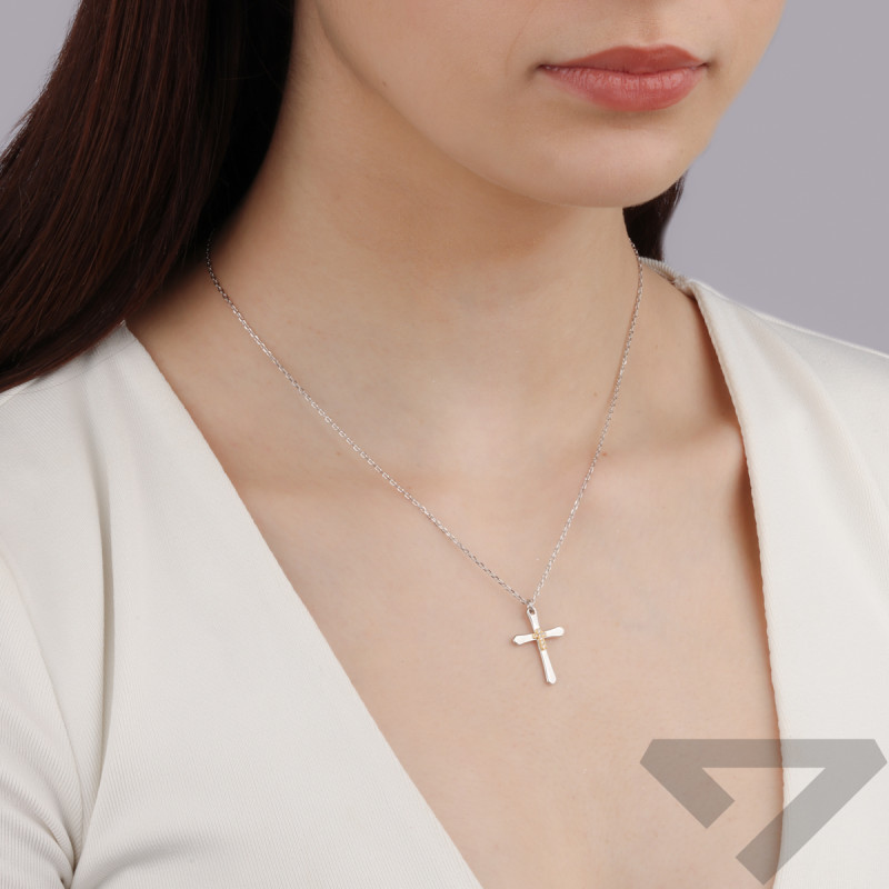 Naszyjnik srebrny z krzyżem i mniejszym krzyżykiem/anker HS2043 próba 925