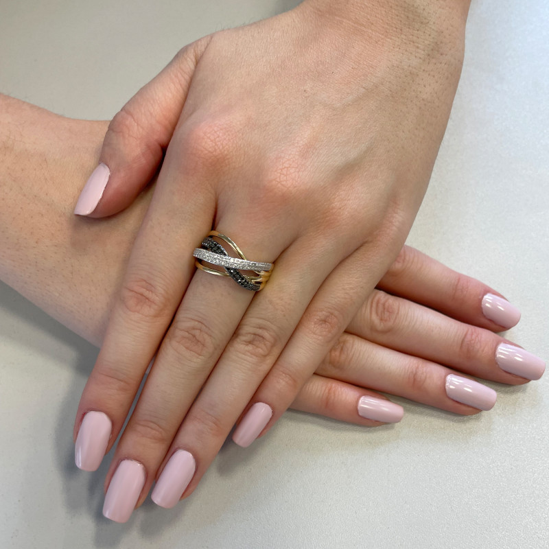 Pierścionek zaręczynowy DUBAJ z czarnymi i białymi diamentami AW 38710 Y b+cz diamenty próba 585