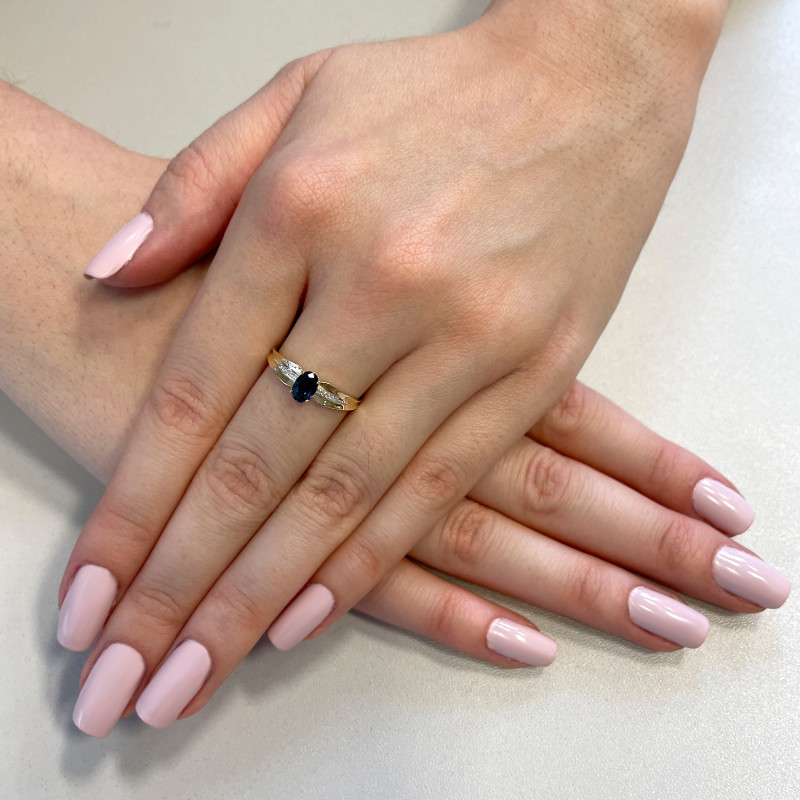 Pierścionek zaręczynowy z szafirem i diamentami LC PR69159 SAPY owal próba 585