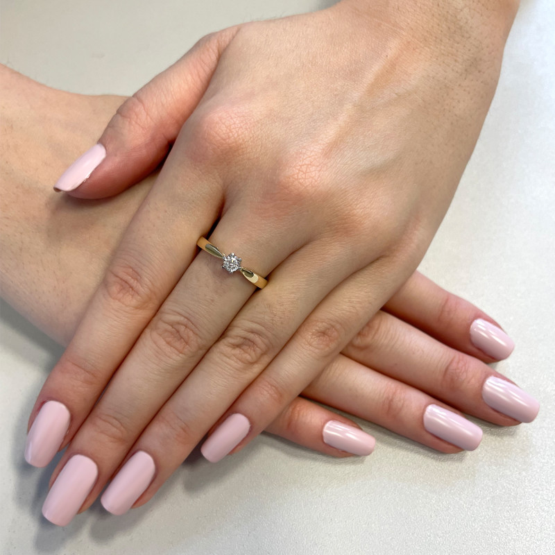 Pierścionek Zaręczynowy z Żółtego Złota z Diamentem - JubilerSezam.pl