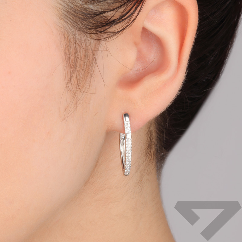 Srebrne kolczyki trójkątne z cyrkoniami pr. 925 - JubilerSezam.pl