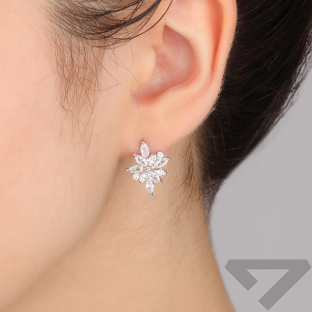 Srebrne kolczyki kwiatki z cyrkoniami pr. 925 - JubilerSezam.pl