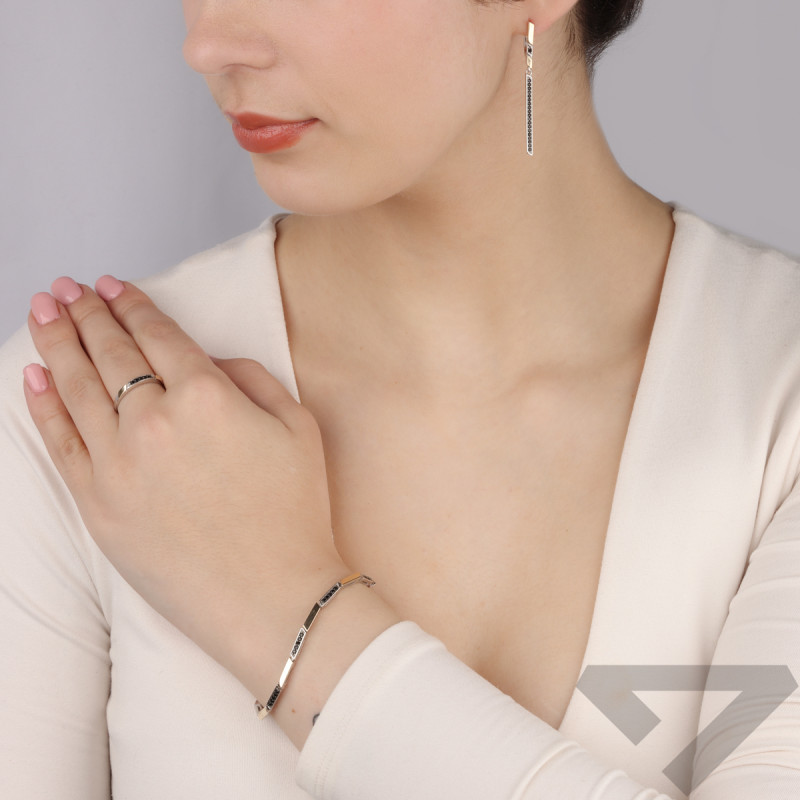 Kolczyki wiszące srebrne rząd czarnych cyrkonii i złota blaszka