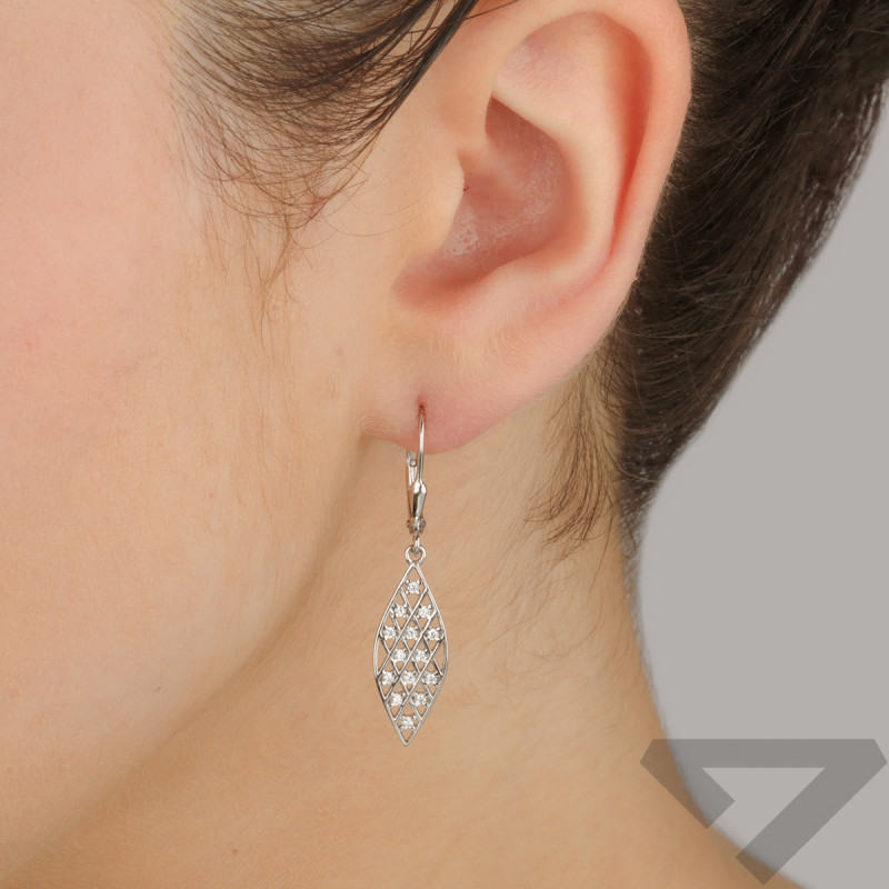 Kolczyki srebrne romb siatka z białymi cyrkoniami/big.zam. TB 24557 próba 925